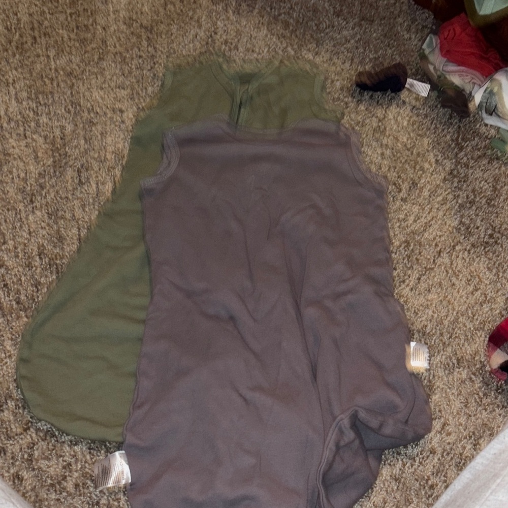 Green and Gray Sleeveless Baby Sleep Sacks